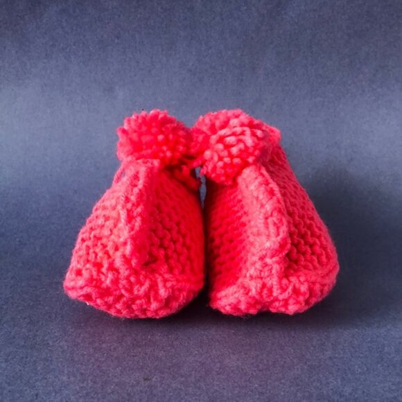 NWT Vintage Handmade Knitted Neon Pink Children’s Slipper Booties - Picture 2 of 4